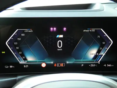 BMW i4 – Foto 15