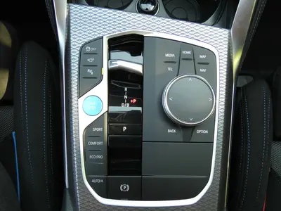 BMW i4 – Foto 17