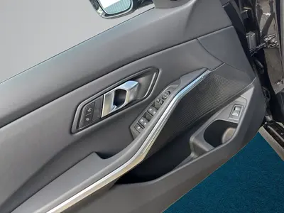 BMW 320 – Foto 11