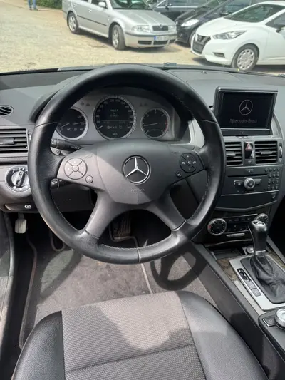 Mercedes-Benz C 220 – Foto 16