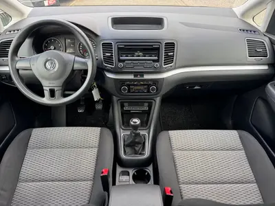 Volkswagen Sharan – Foto 10