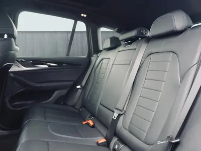 BMW iX3 – Foto 11