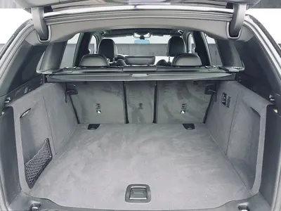 BMW iX3 – Foto 12