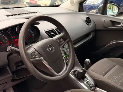Opel Meriva – Foto 11