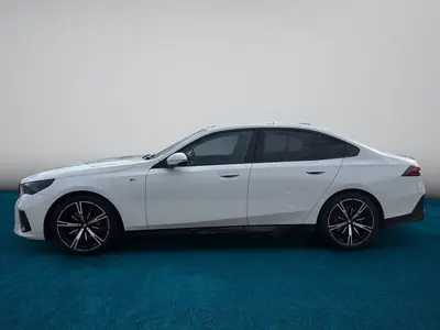 BMW i5 – Foto 2