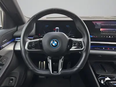 BMW i5 – Foto 12