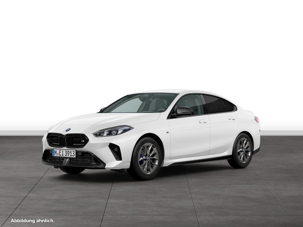 BMW M235