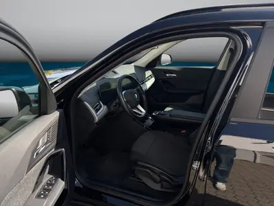 BMW iX1 – Foto 11