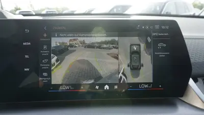 BMW iX2 – Foto 21