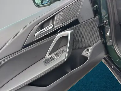 BMW iX1 – Foto 11