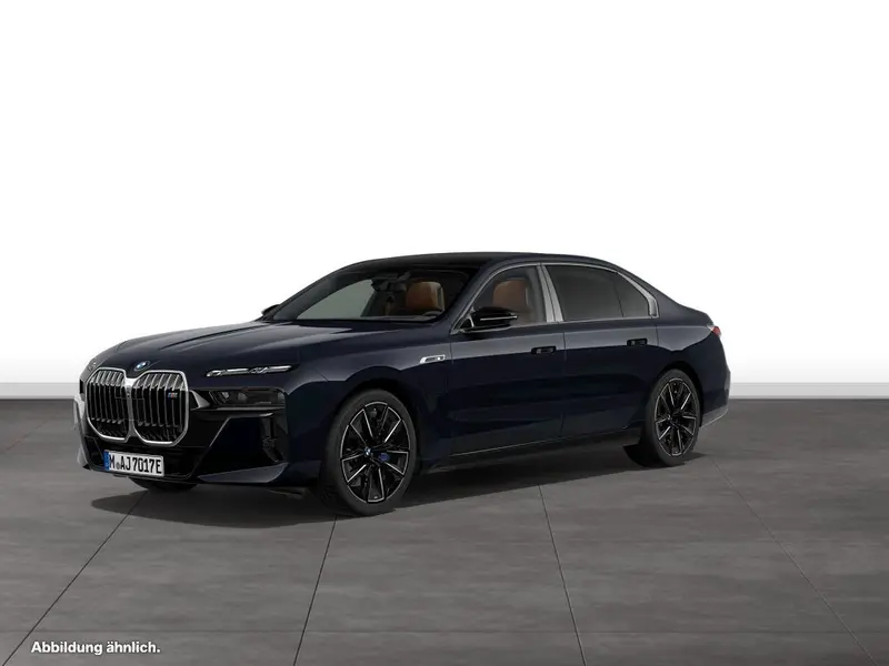 BMW M760e