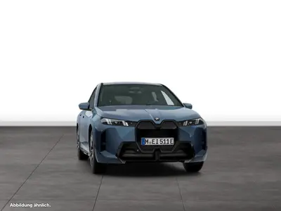 BMW iX – Foto 10