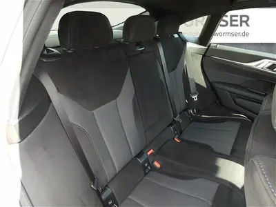 BMW i4 – Foto 12
