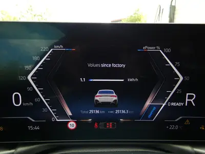 BMW i4 – Foto 16