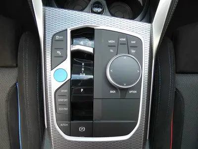 BMW i4 – Foto 23