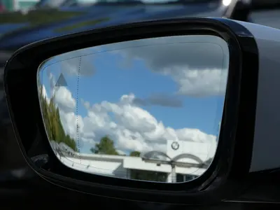 BMW i4 – Foto 26