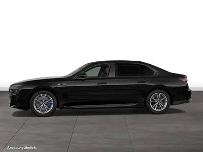 BMW M760e – Foto 5