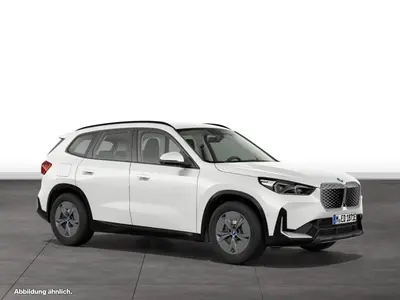 BMW iX1 – Foto 9