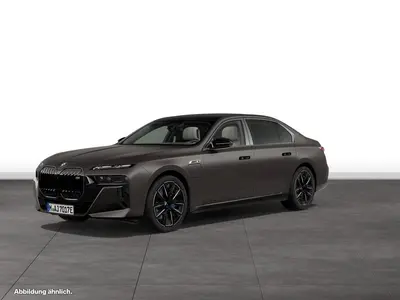 BMW M760e – Foto 1