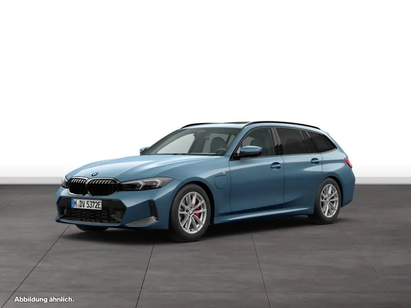 BMW 330