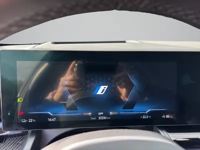 BMW i5 – Foto 13