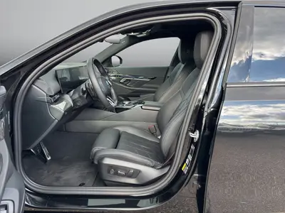 BMW i5 – Foto 11