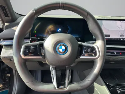 BMW i5 – Foto 12