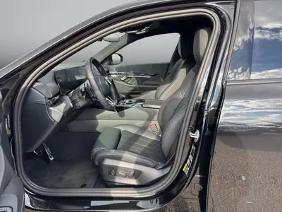 BMW i5 – Foto 18