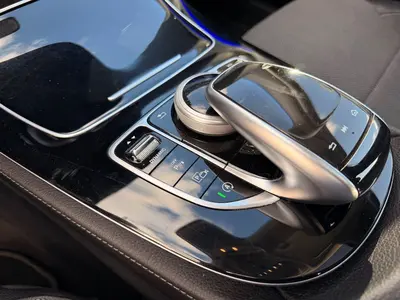 Mercedes-Benz E 220 – Foto 30