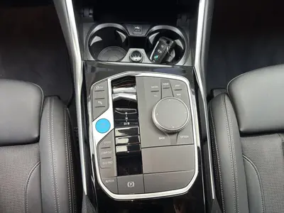 BMW i4 – Foto 15