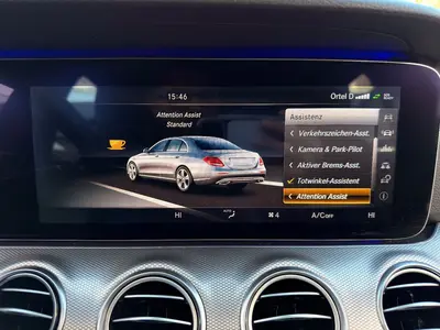 Mercedes-Benz E 220 – Foto 22