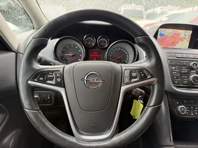 Opel Zafira – Foto 23
