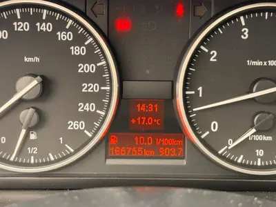 BMW 318 – Foto 19