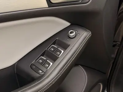 Audi SQ5 – Foto 11