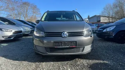 Volkswagen Touran – Foto 3