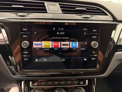 Volkswagen Touran – Foto 17