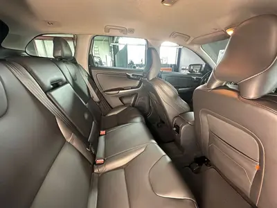 Volvo XC60 – Foto 18