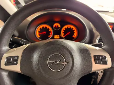 Opel Corsa – Foto 11