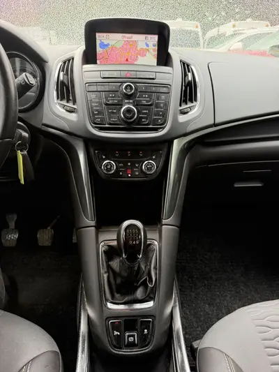 Opel Zafira – Foto 22