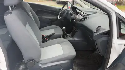 Ford Fiesta – Foto 13