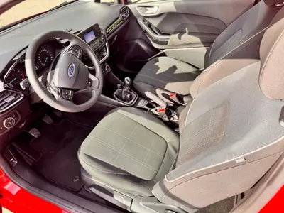 Ford Fiesta – Foto 10