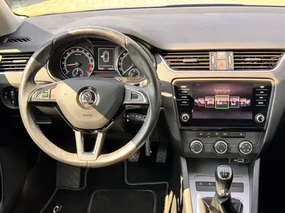 Škoda Octavia – Foto 34