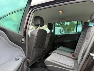 Opel Zafira – Foto 17