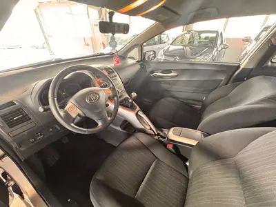 Toyota Auris – Foto 9