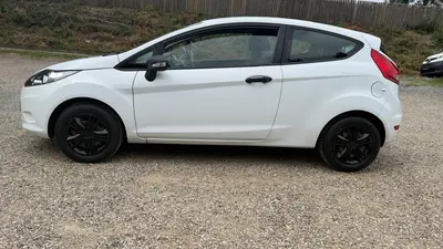 Ford Fiesta – Foto 7