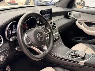 Mercedes-Benz GLC 43 AMG – Foto 20