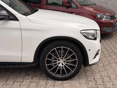 Mercedes-Benz GLC 43 AMG – Foto 11