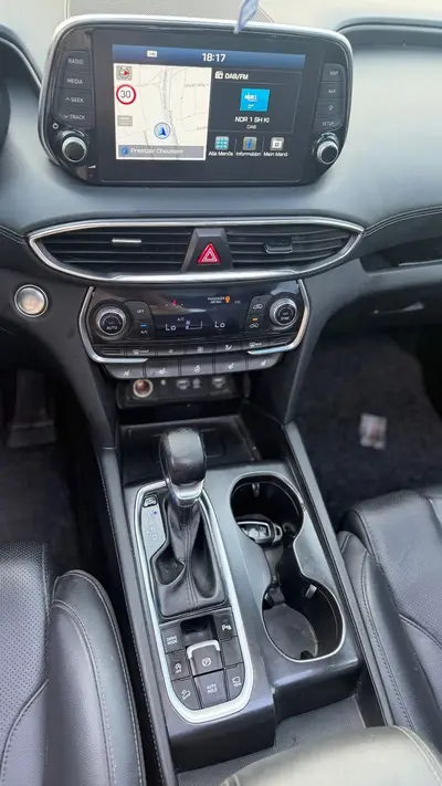 Hyundai SANTA FE – Foto 19
