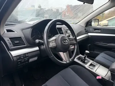 Subaru Legacy – Foto 6