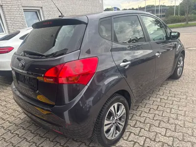 Kia Venga – Foto 7